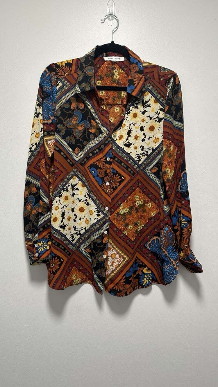 Rose and Olive Button Down Shirt Womens M Patchwork Butterfly Floral Boho - Picture 1 of 6